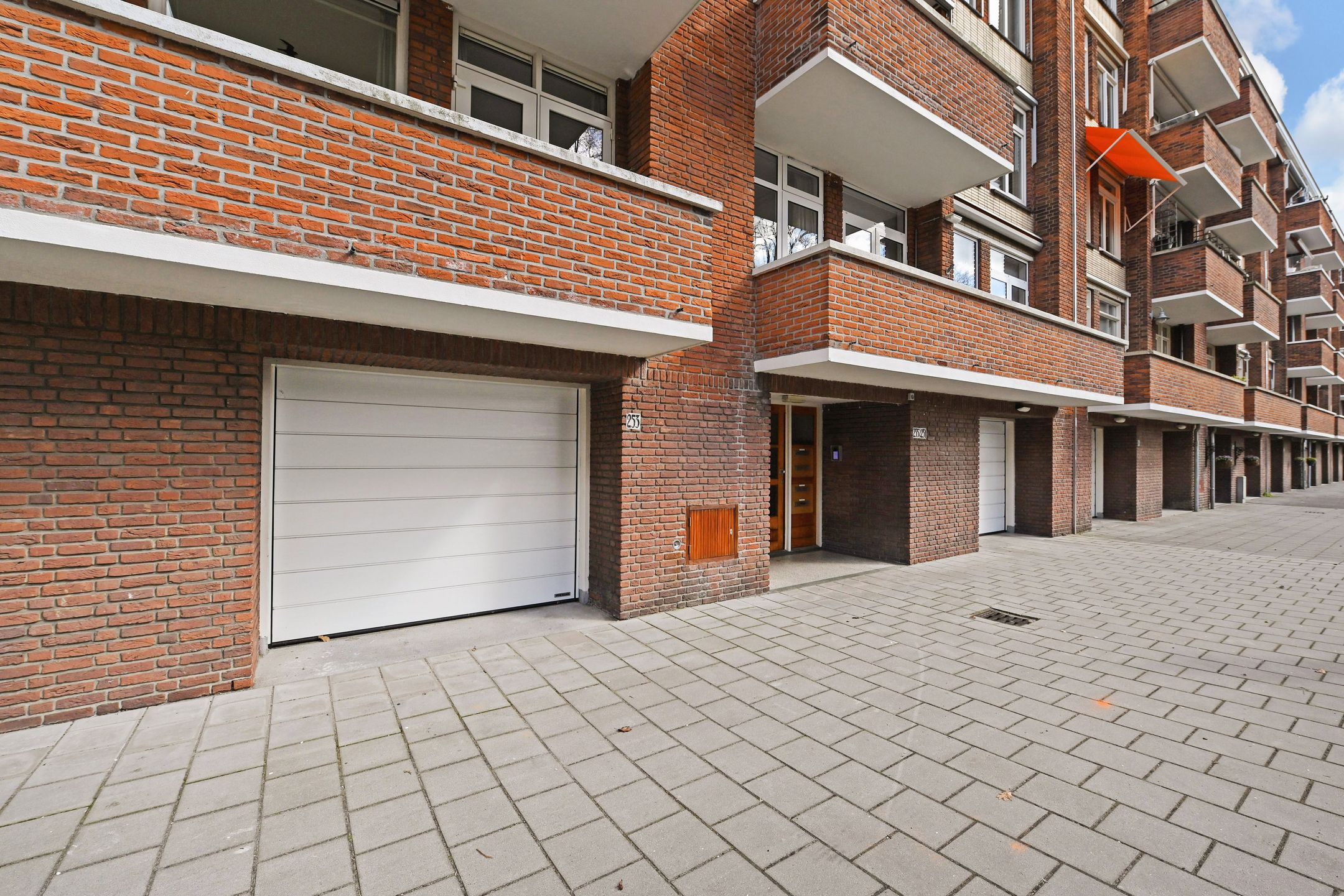 Foto 36 van Zonnebloemstraat 245