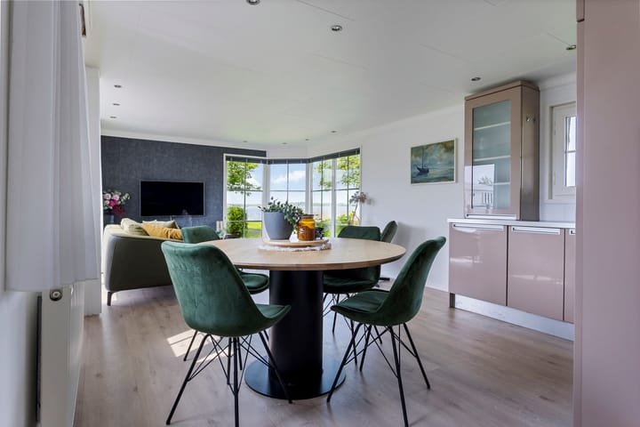 Photo 9 of Pontdyk 6-65