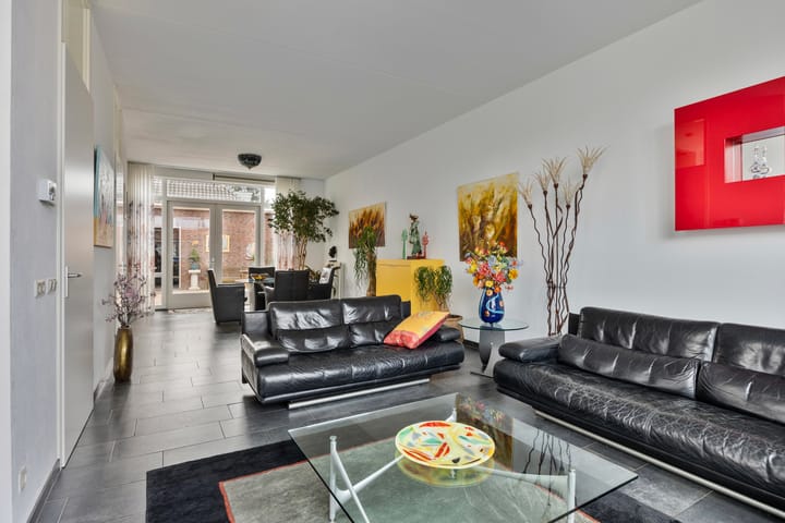 Foto 8 van Albert Neuhuysstraat 1