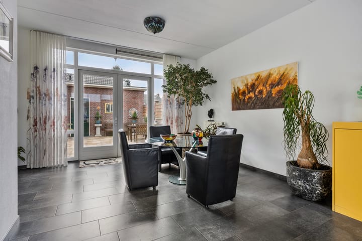 Foto 10 van Albert Neuhuysstraat 1