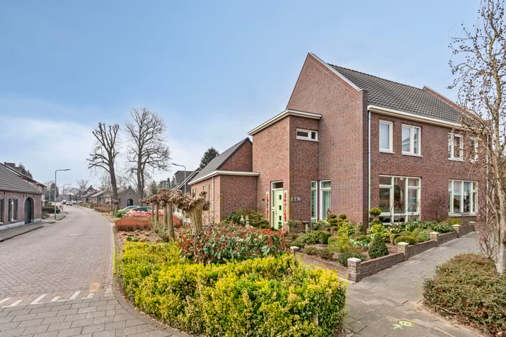 Foto 38 van Albert Neuhuysstraat 1