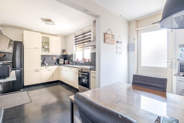 Foto 23 van Heresstraat 12