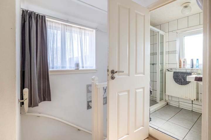 Foto 24 van Heresstraat 12