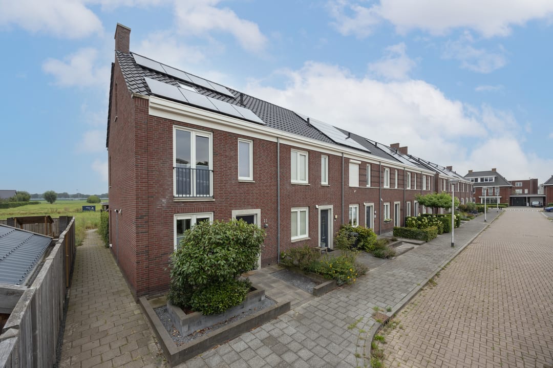 Foto 1 van Schatbewaardershof 23