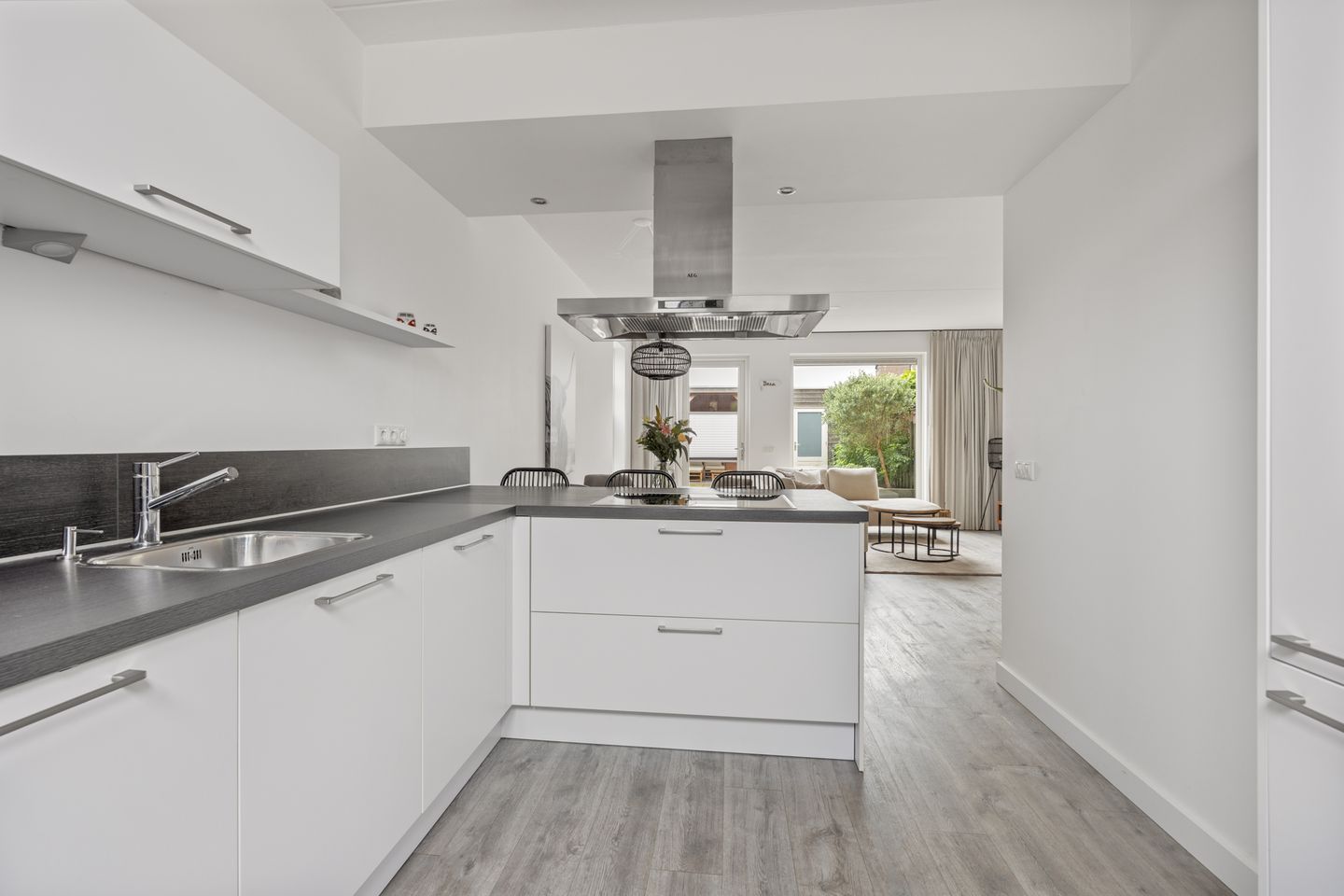 Foto 19 van Schatbewaardershof 23