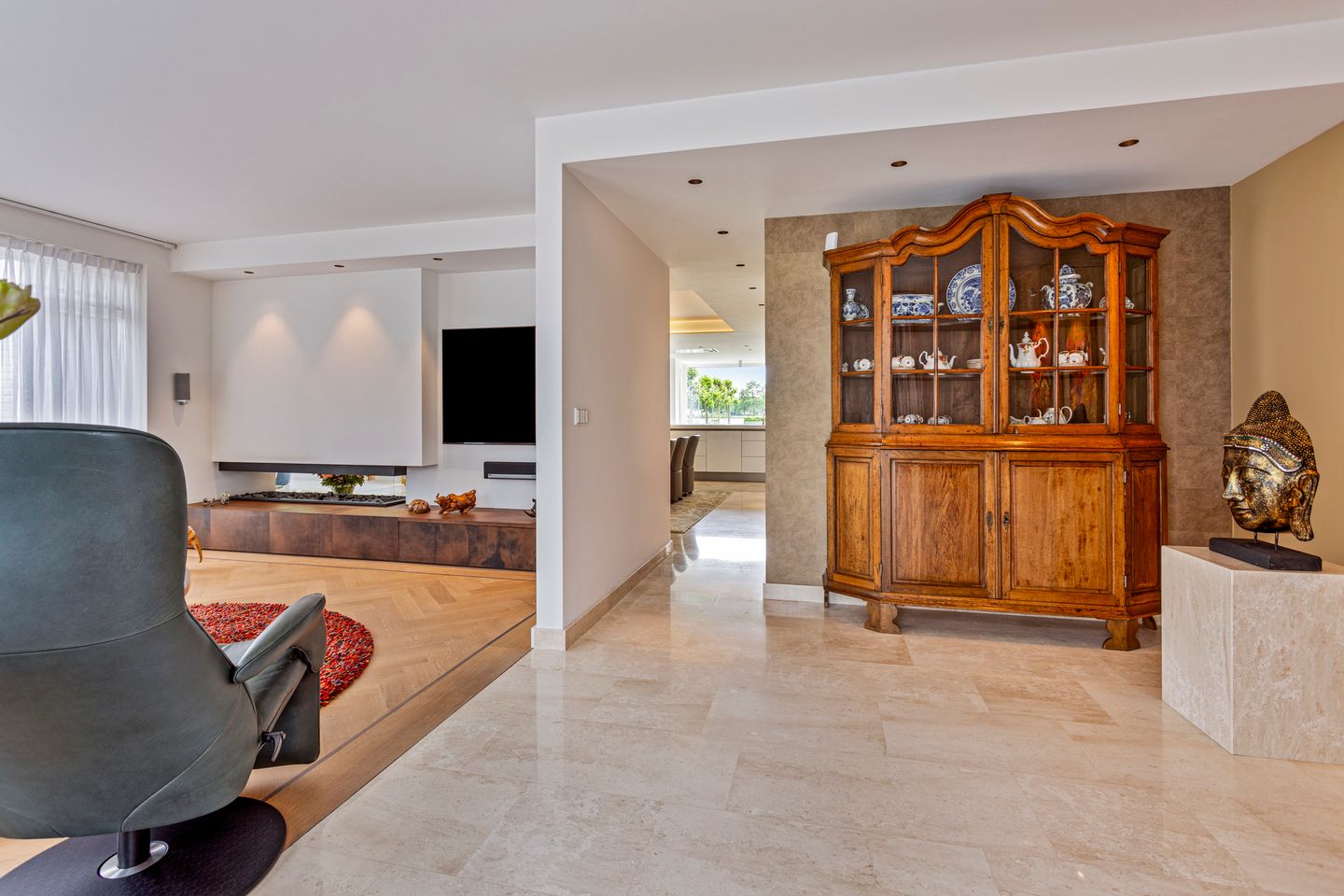 Photo 14 of Molenaarstraat 182