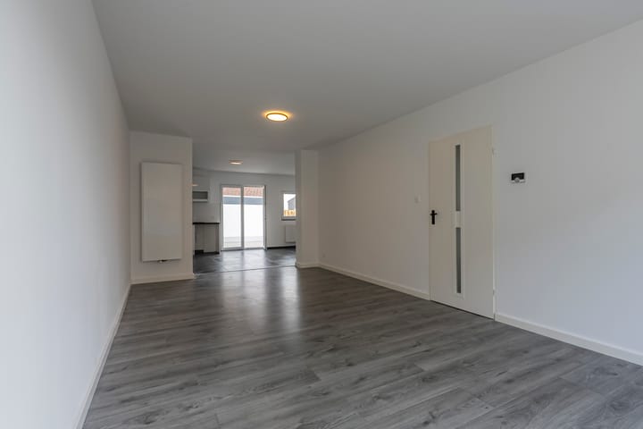 Photo 6 of Wilhelminastraat 70