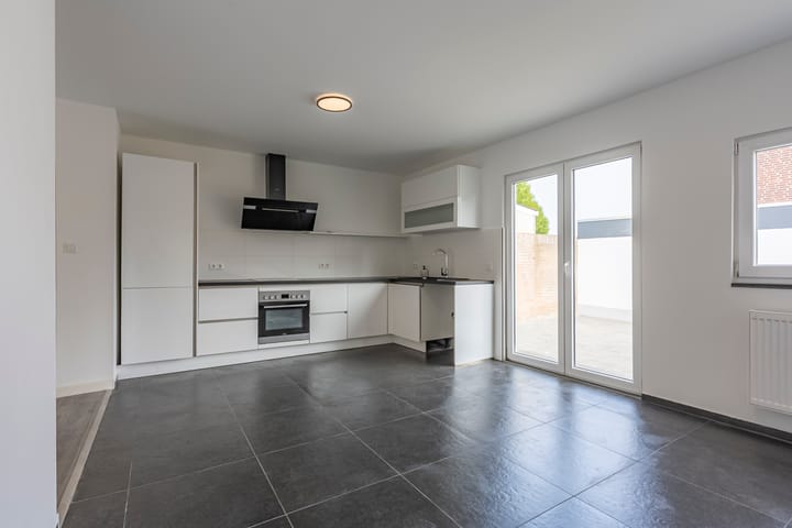 Photo 7 of Wilhelminastraat 70