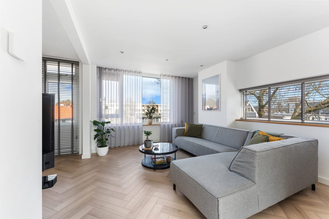 Foto 1 van Burgemeester Crezéestraat 89