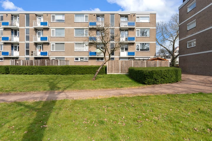 Foto 30 van Burgemeester Crezéestraat 89