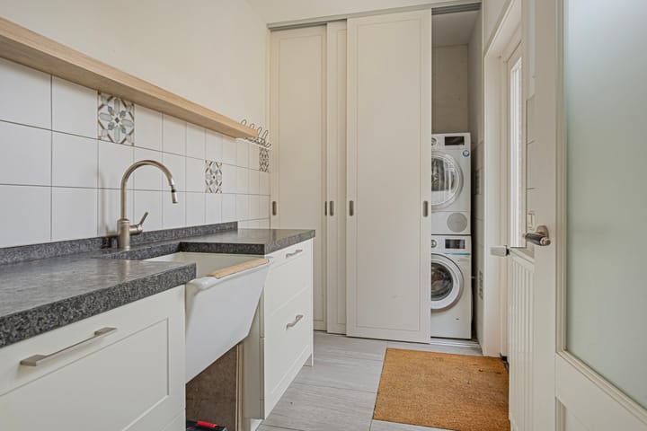 Foto 16 van Van den Endelaan 49