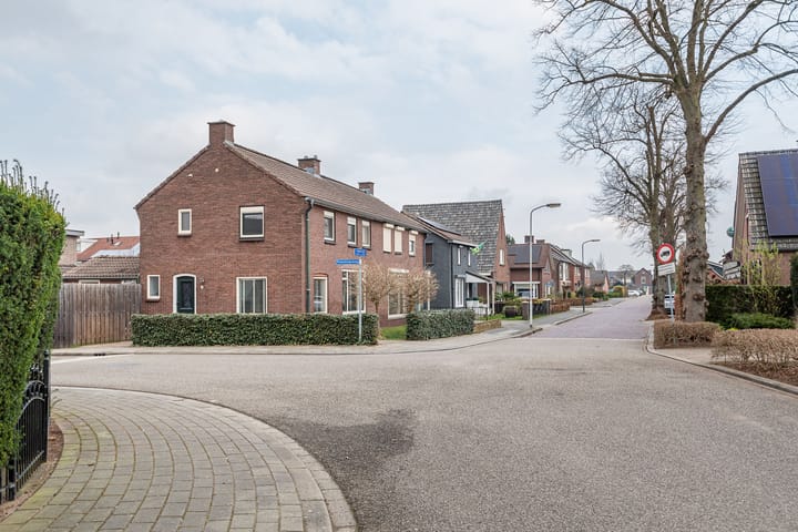 Foto 39 van Veldstraat 74