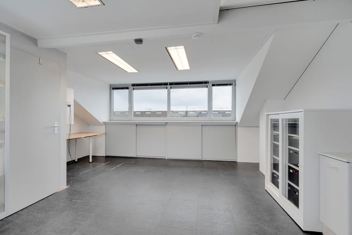 Foto 30 van Herman de Manhove 84