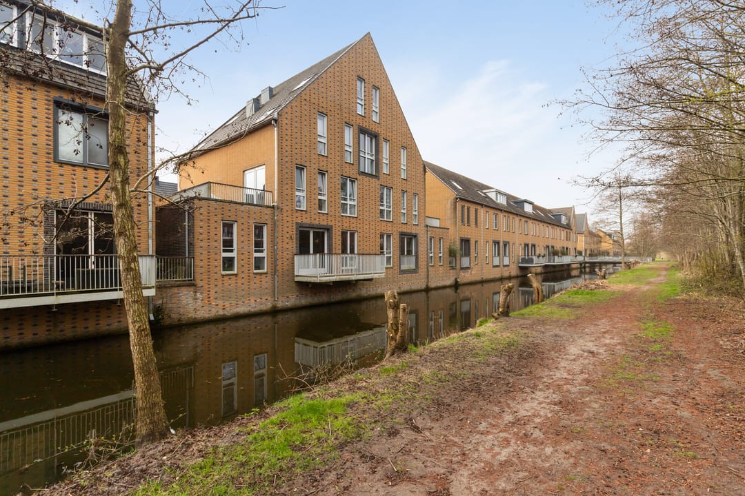 Foto 2 van Straat van Corsica 53-B