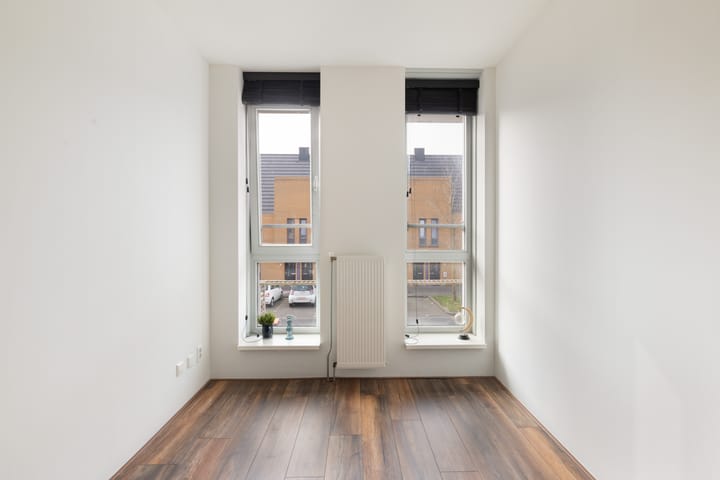 Foto 18 van Straat van Corsica 53-B