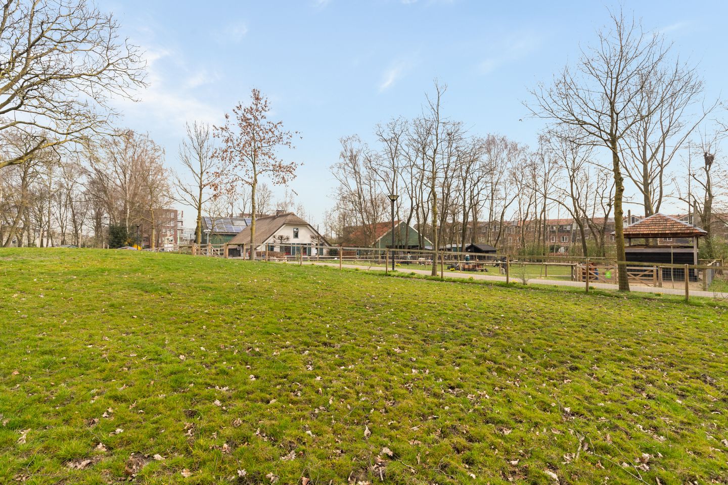 Foto 29 van Straat van Corsica 53-B