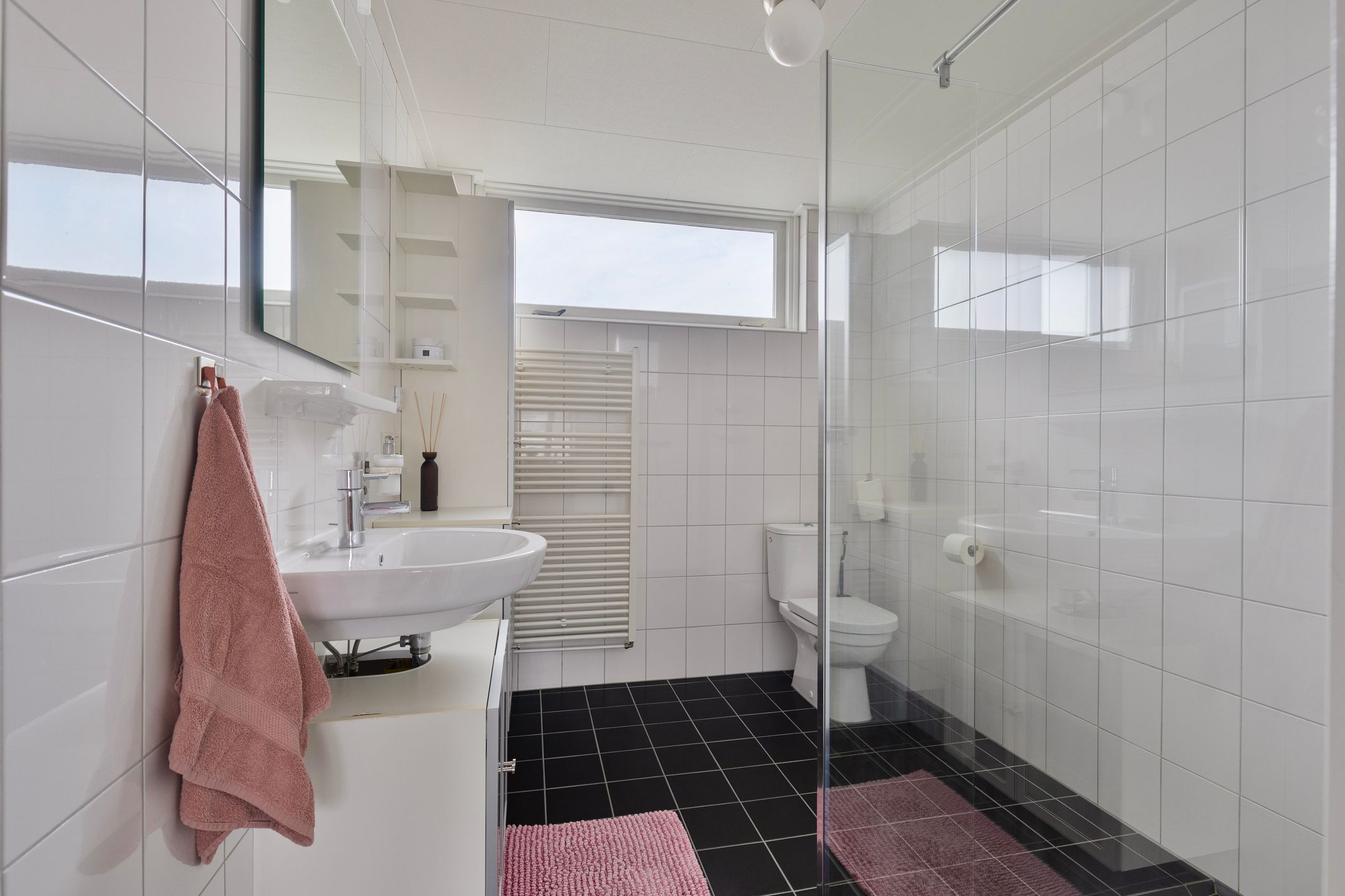 Foto 33 van Pinksterbloemstraat 11