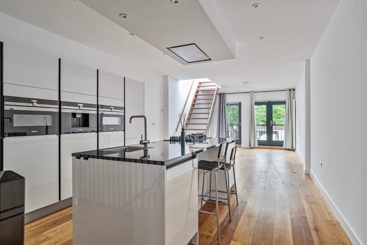 Foto 1 van Roosbeek 24