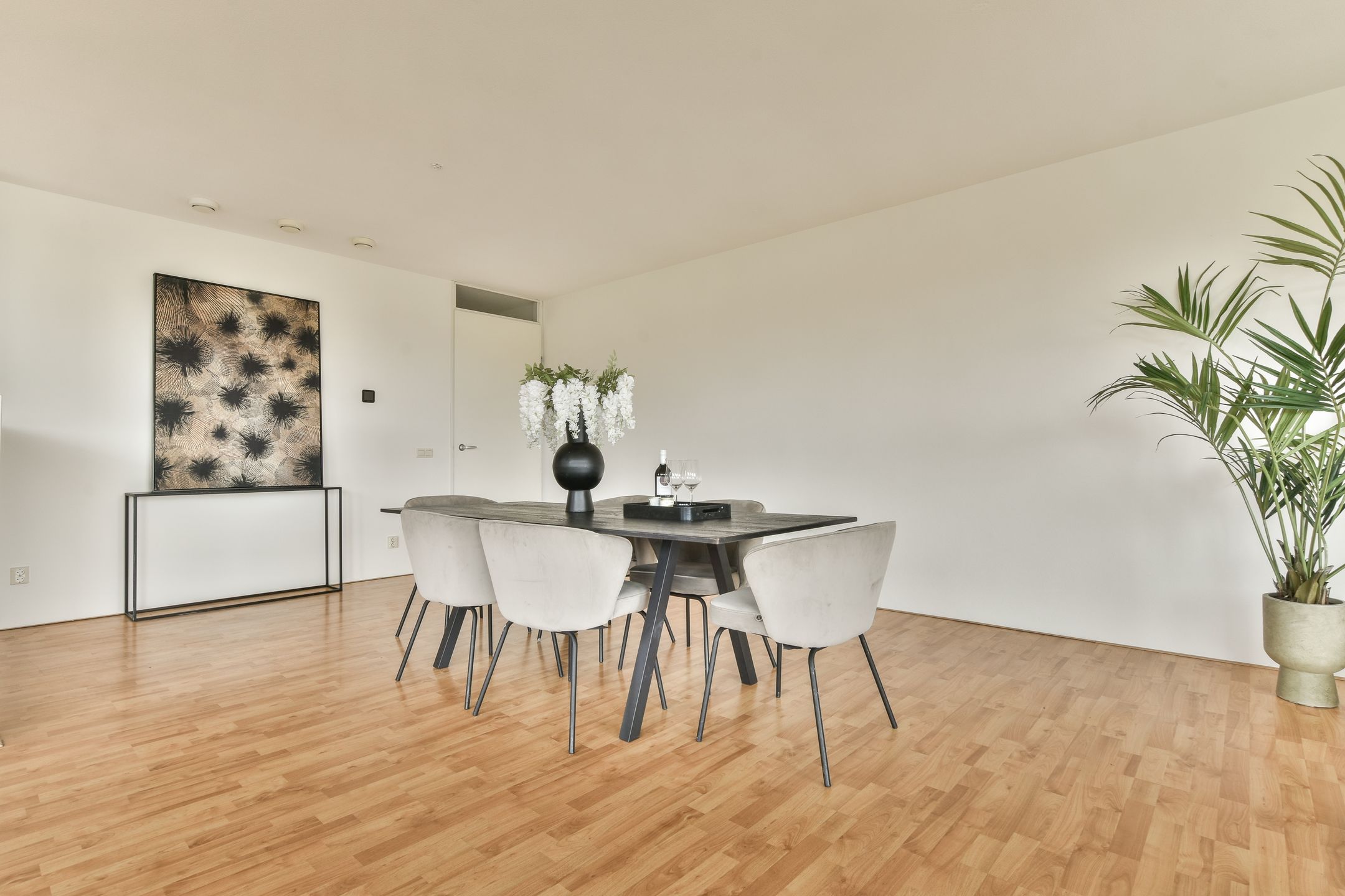 Photo 12 of Van Embdenstraat 58