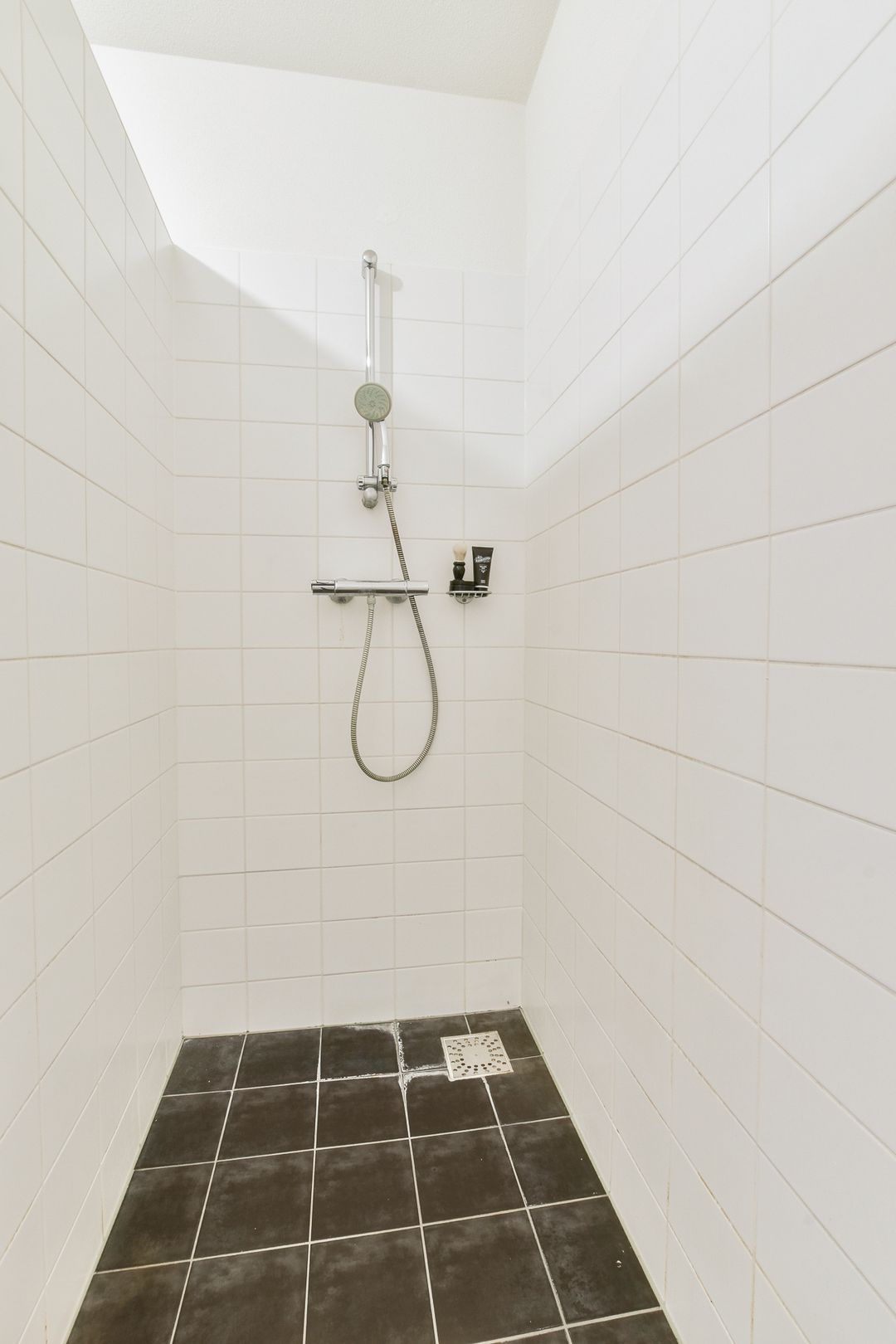 Photo 22 of Van Embdenstraat 58