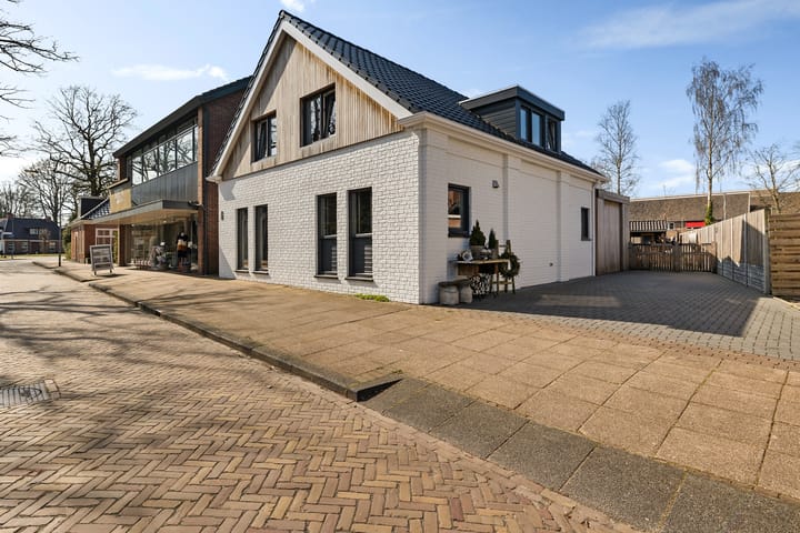 Foto 5 van Schoolstraat 8