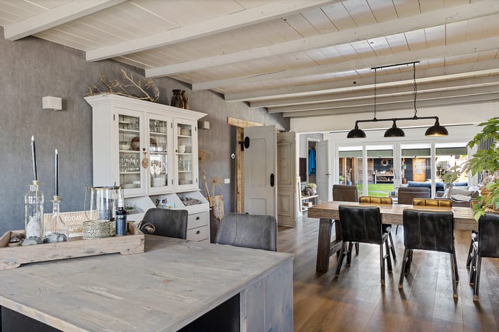 Foto 13 van Schoolstraat 8