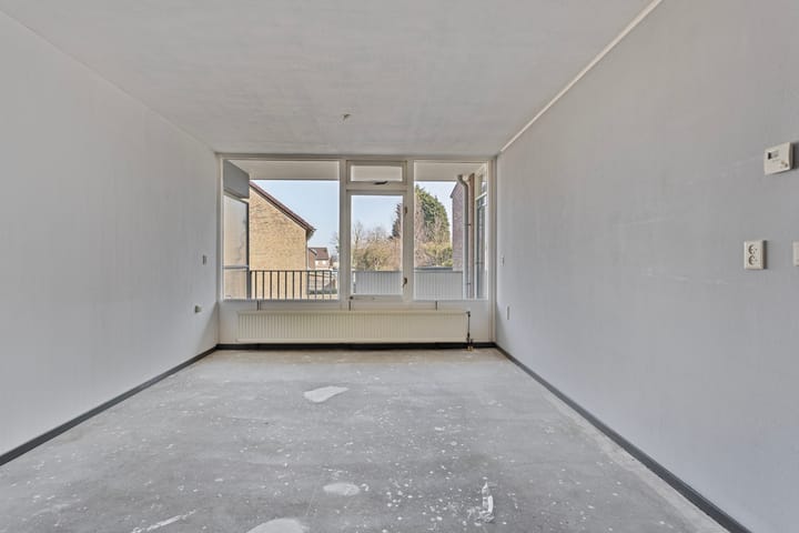 Foto 2 van Romeinenplein 55