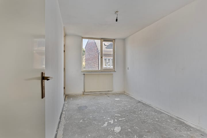 Foto 8 van Romeinenplein 55