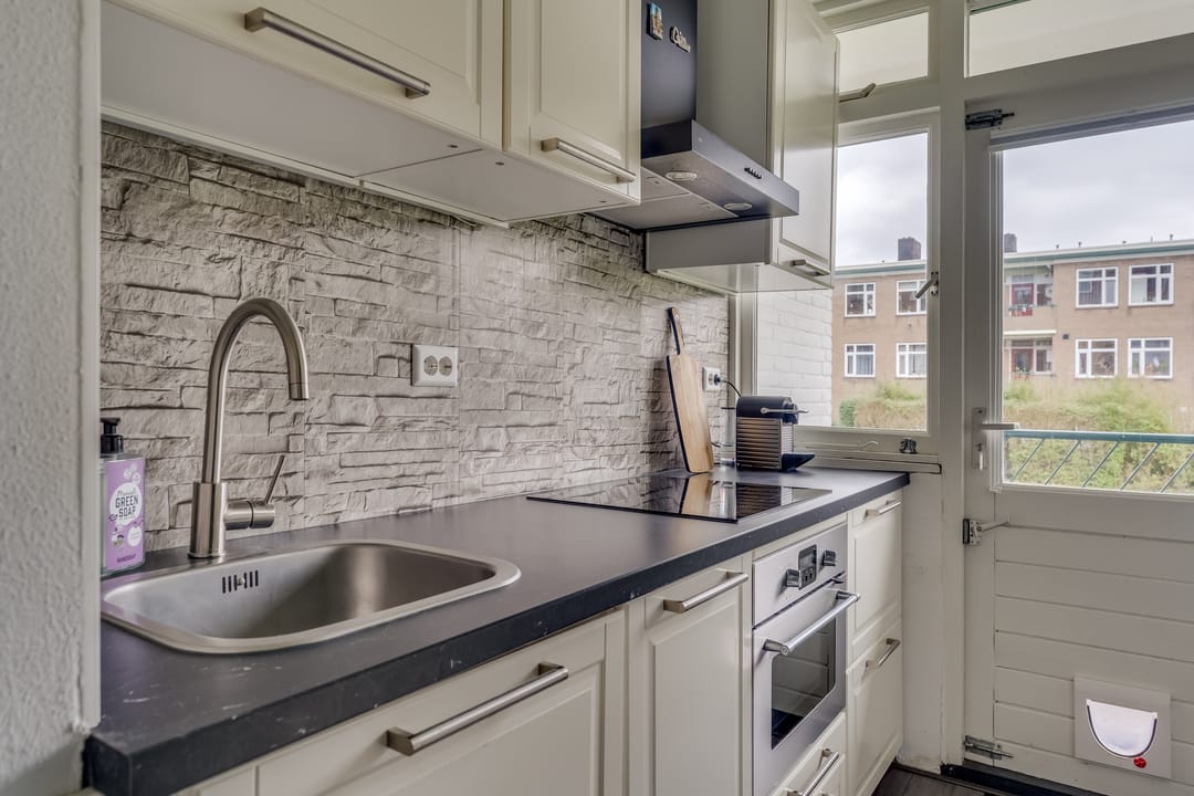 Foto 16 van Detmoldstraat 84