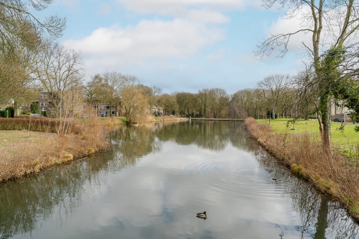 Photo 24 of Detmoldstraat 84