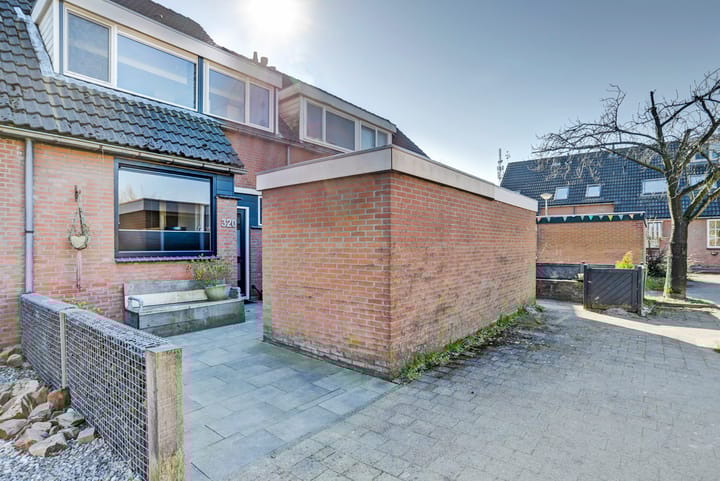 Foto 30 van Karperveen 320