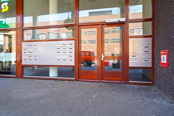 Photo 32 of Onderwijsboulevard 354