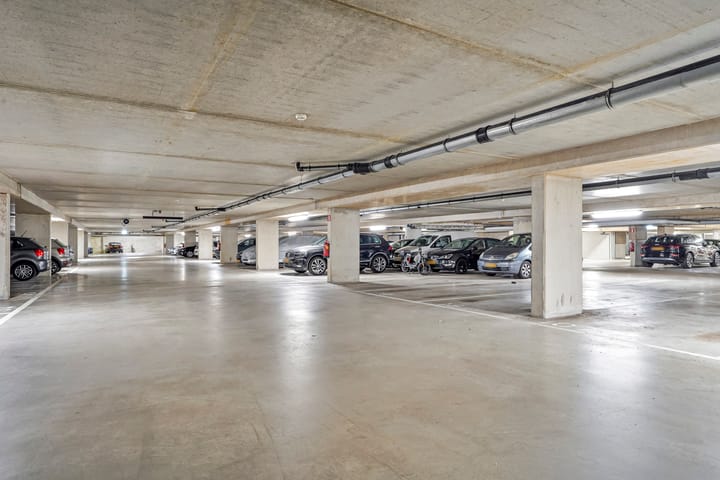 Photo 33 of Onderwijsboulevard 354