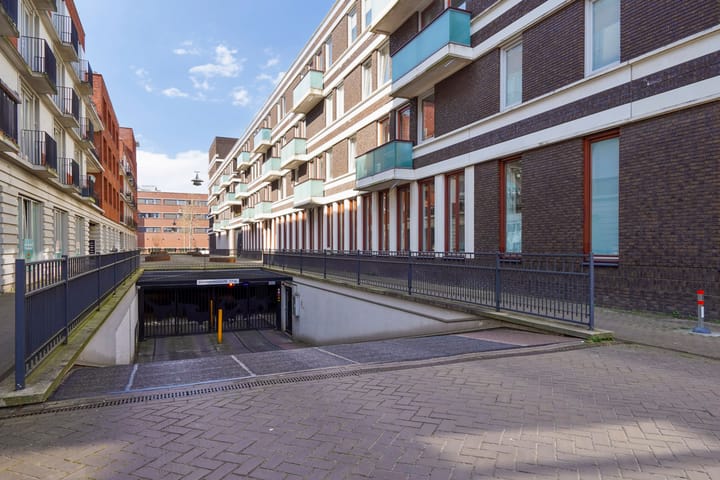 Photo 34 of Onderwijsboulevard 354