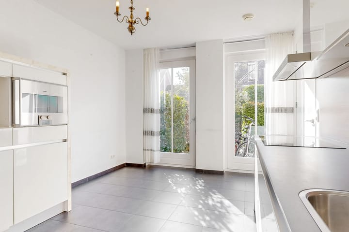 Foto 10 van Martinus Houttuynhof 81