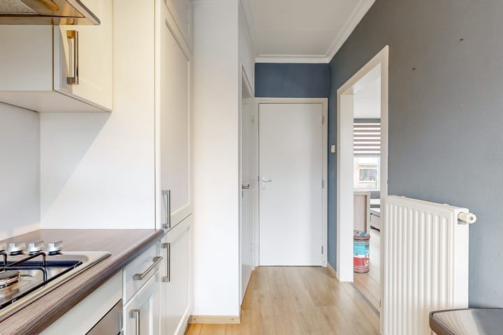 Foto 10 van Woeringenstraat 79