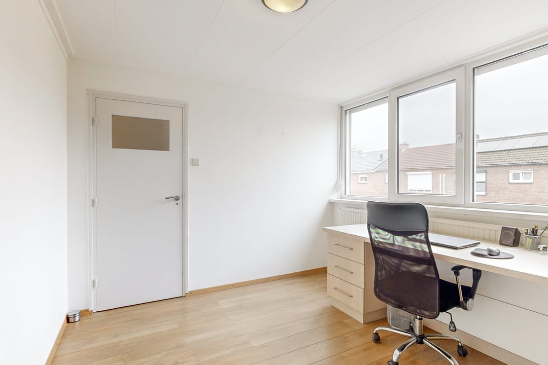 Foto 28 van Woeringenstraat 79