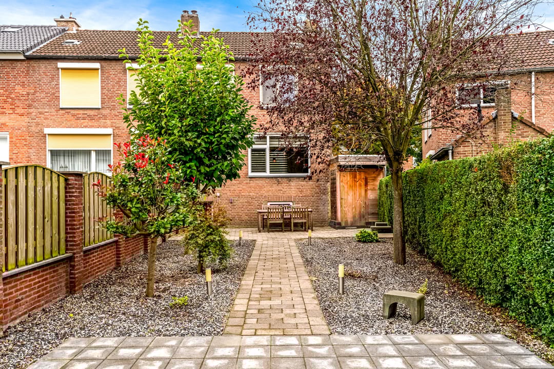 Foto 32 van Woeringenstraat 79