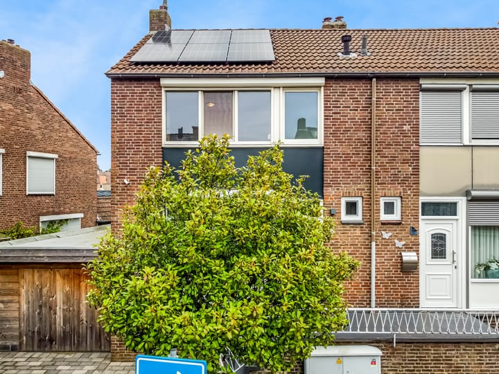 Foto 36 van Woeringenstraat 79