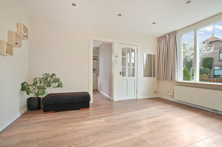 Photo 2 of Beukenlaan 7