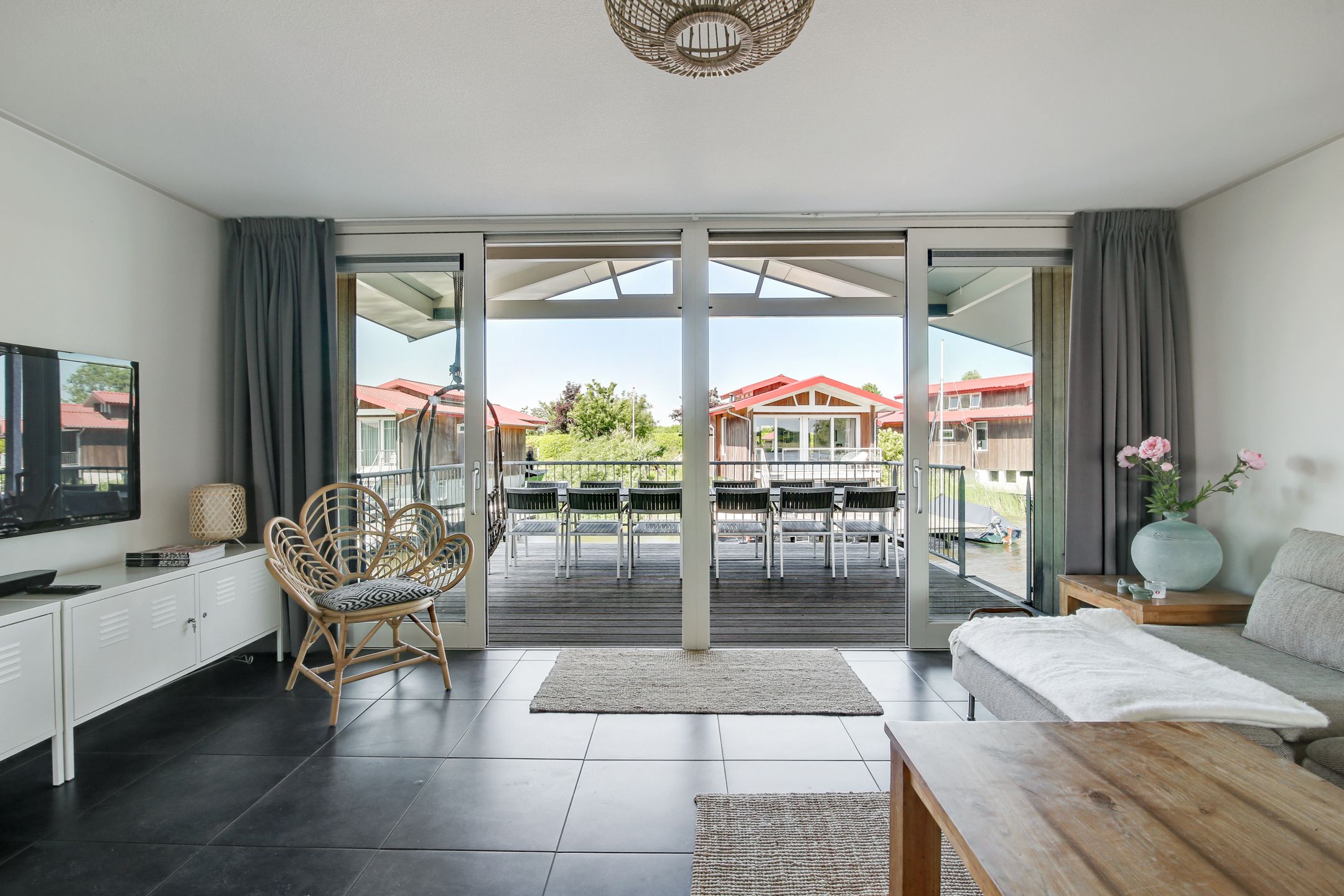 Photo 15 of Rijksstraatweg 80-130