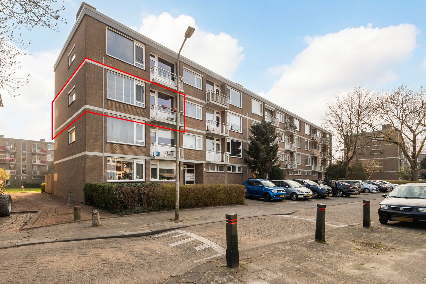 Foto 1 van Burgemeester Crezéestraat 47