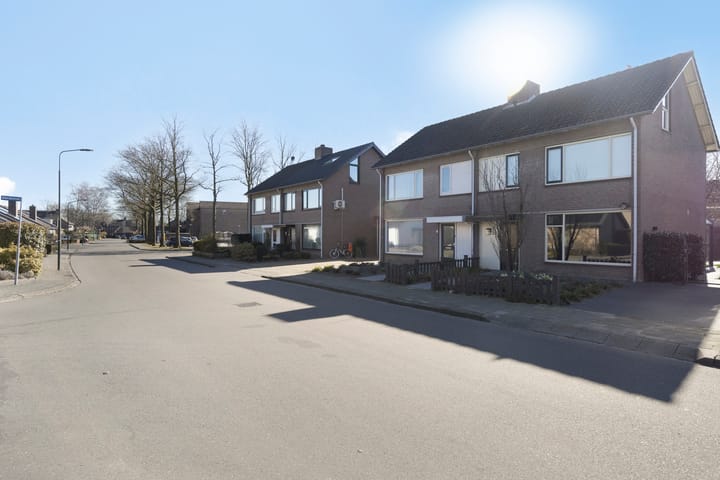 Foto 38 van Dr. Schaepmanstraat 15