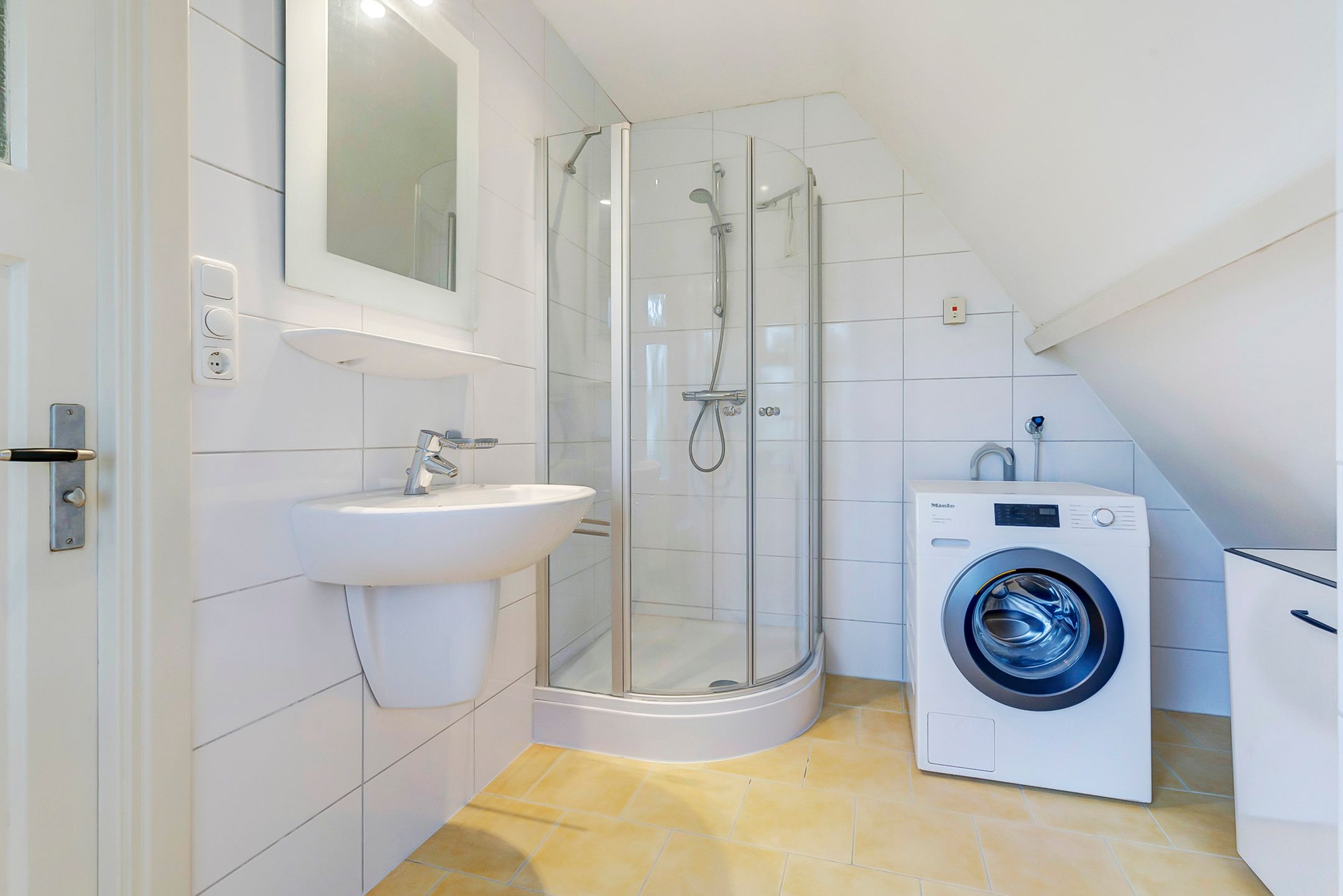 Foto 24 van Korte Bemmelseweg 24