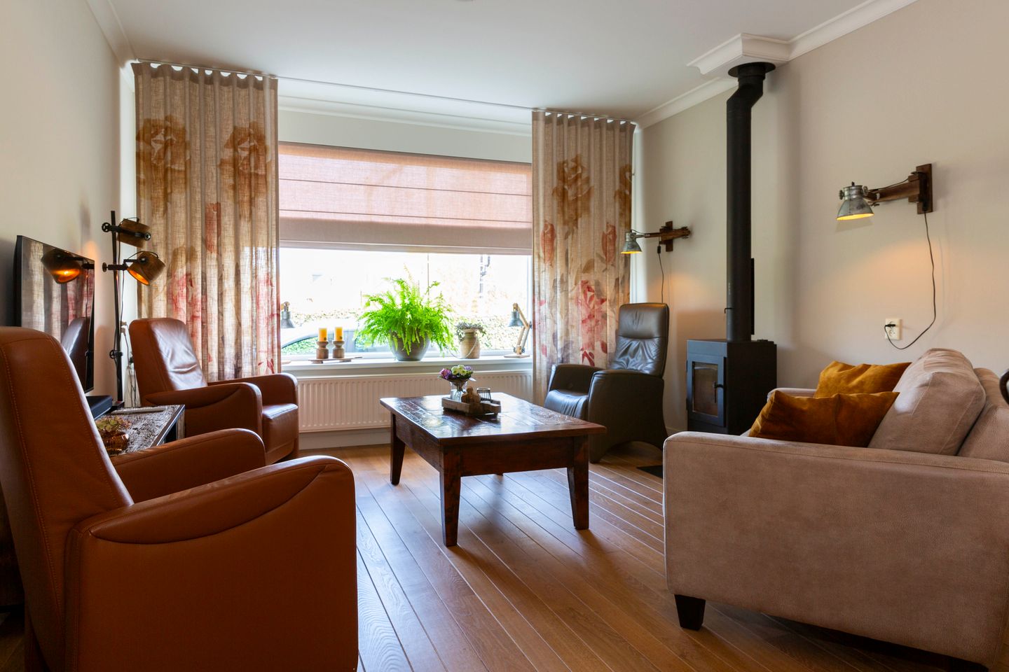 Foto 4 van Parallelweg 43