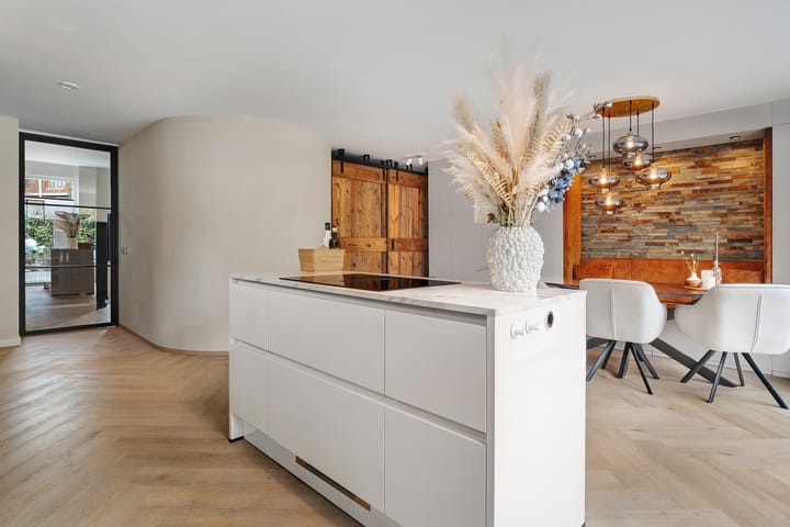 Foto 21 van Sint Josephplein 3