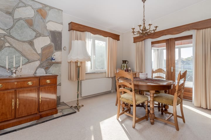 Photo 8 of Burgemeester Visschersstraat 6