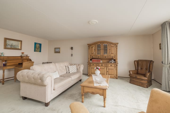 Foto 3 van Meeuwenlaan 74