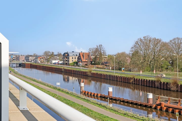 Foto 4 van Pieter Breughellaan 107