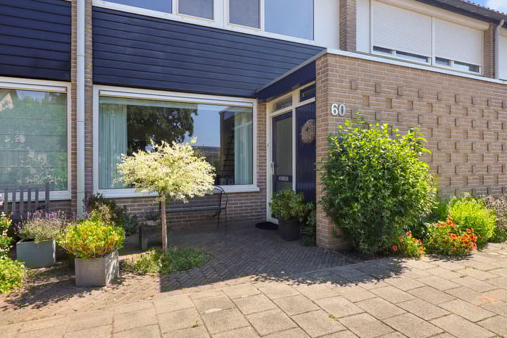 Foto 8 van Van der Hoevensstraat 60